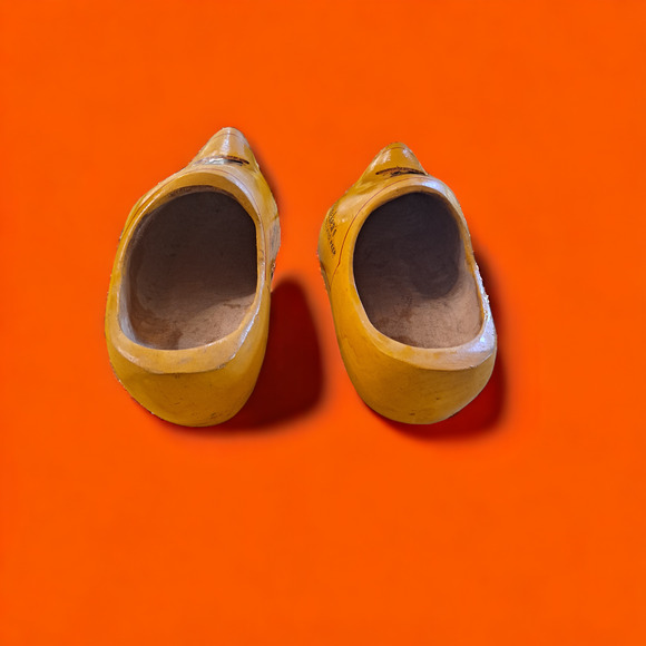 Heineken Holland Beer Wooden Clogs with Heineken Man - Picture 3 of 8